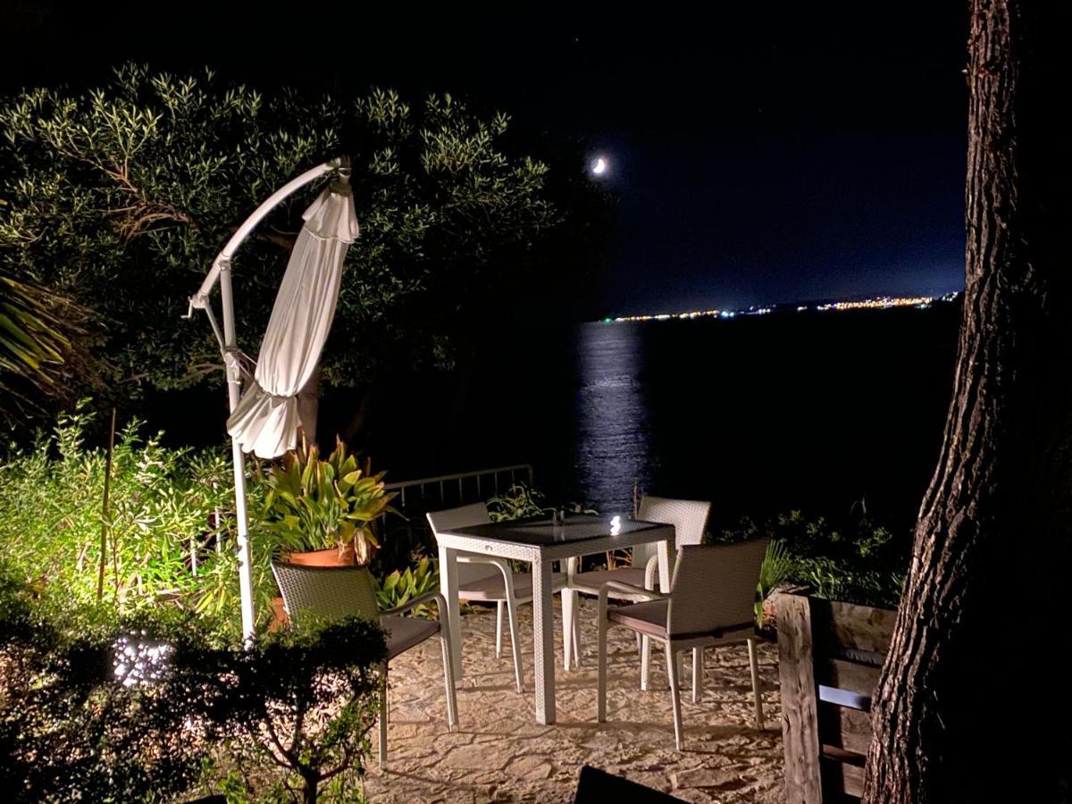 B&B Viadelmare Пату Экстерьер фото